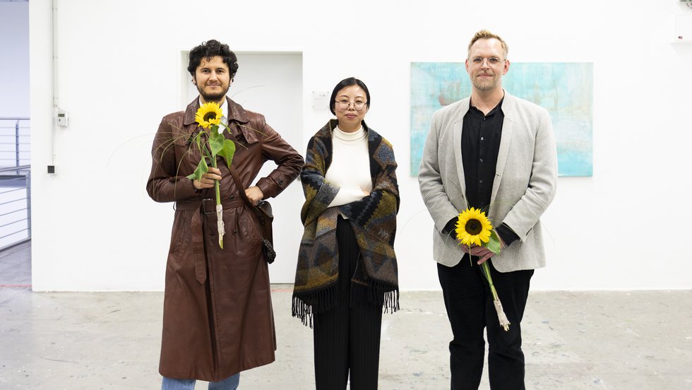 Deutschlandstipendiat*innen Mehmet Karaca, Yue Wu u. Alexander F. Tillmann (Foto © HBK Essen | Tjorben Meier)