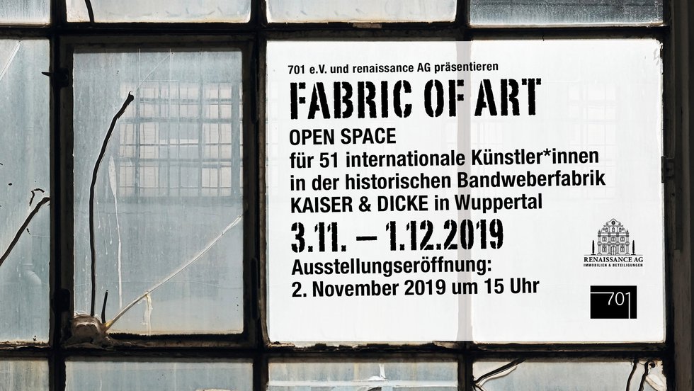 Ausstellung "Fabric of Art" von Absolventen der HBK Essen und der Kunstakademie Düsseldorf sowie weiteren internationalen Künstlern in der alten Bandweberfabrik Kaiser & Dicke in Wuppertal-Barmen.